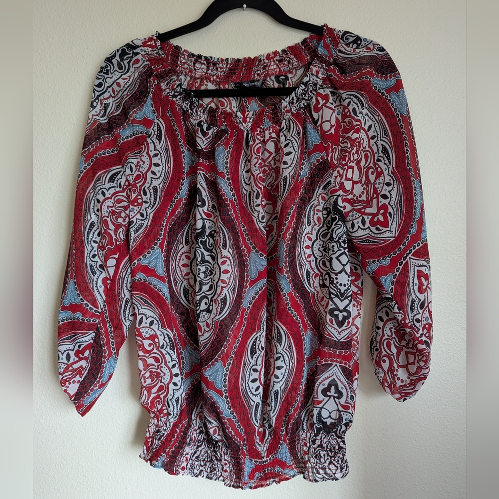 Daisy Fuentes Red Patterned Blouse Size M